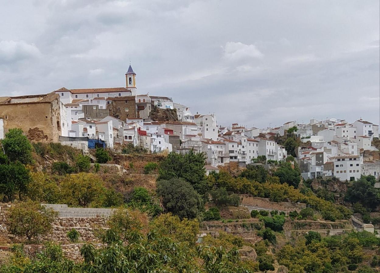Finca Las Morenas Yunquera Εξωτερικό φωτογραφία